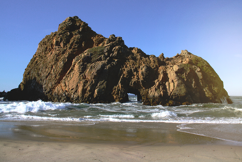 Keyhole Arch at Pfeiffer Beach, Big Sur