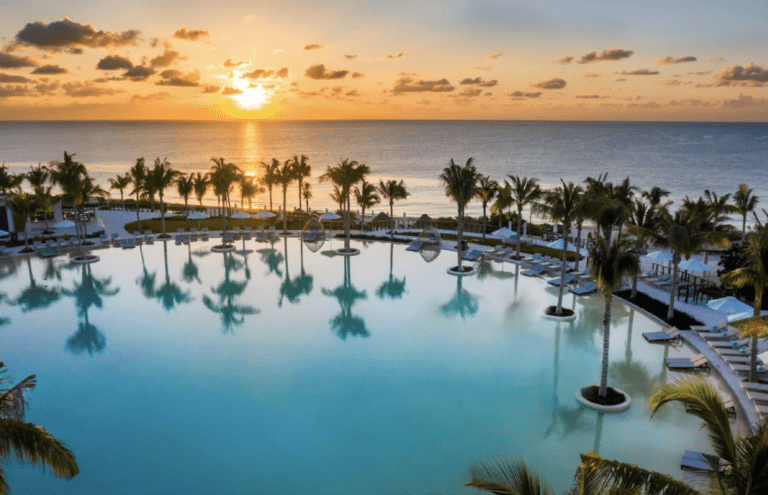 Mexico weather cancun december