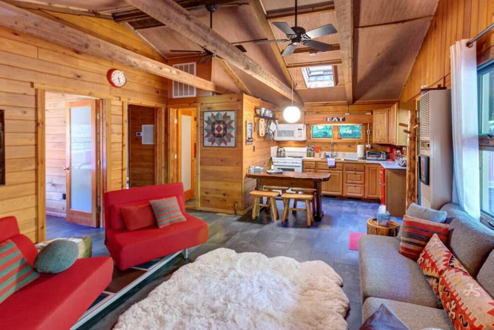 log cabin getaways in Upstate NY